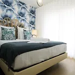 Holidays Вилла *