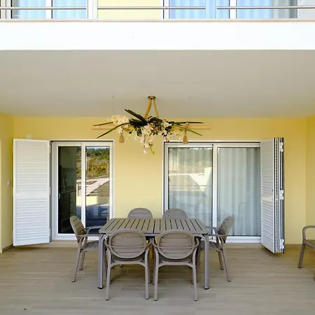 Holidays Villa *